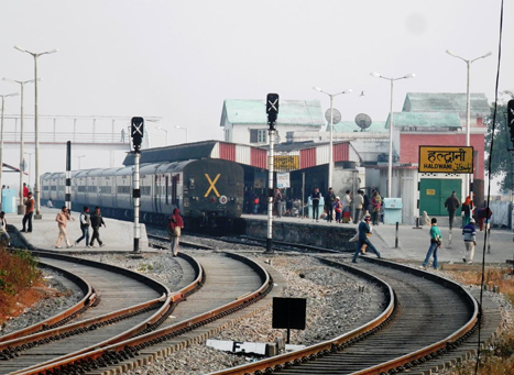 travel-train-uttarakhand