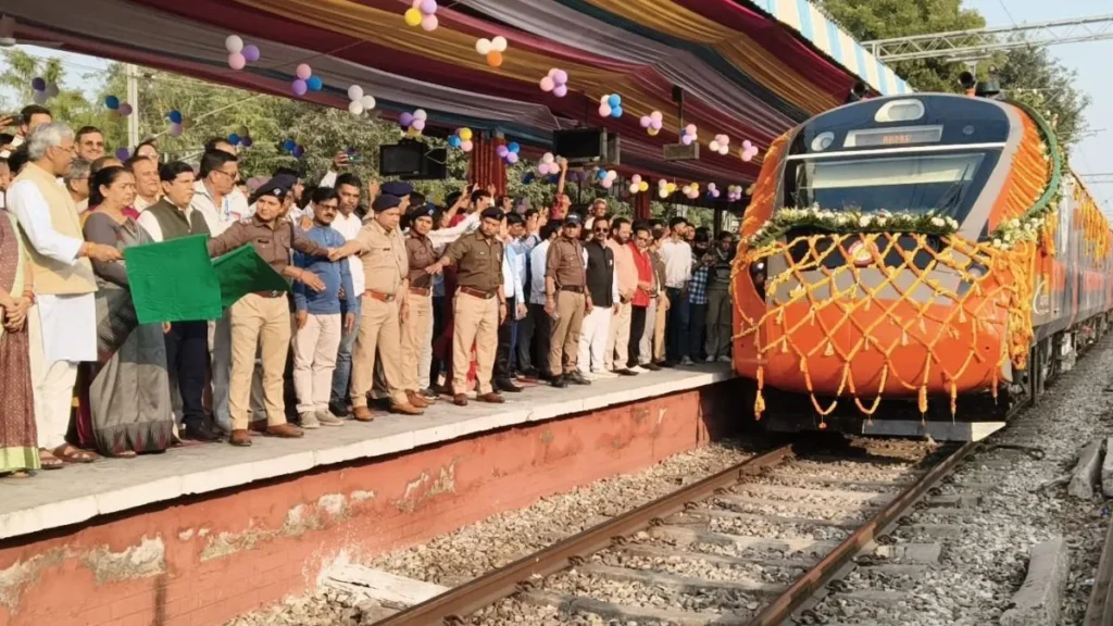 vande-bharat-trains-1762620957722